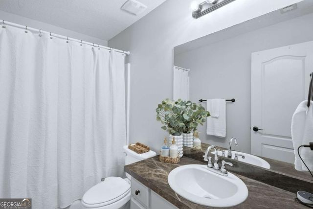 228 Falling Leaf Lane, Winder, GA 30680