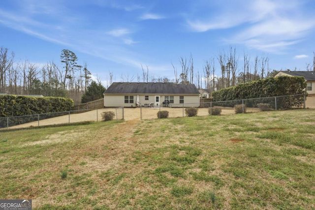 228 Falling Leaf Lane, Winder, GA 30680