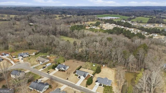 228 Falling Leaf Lane, Winder, GA 30680