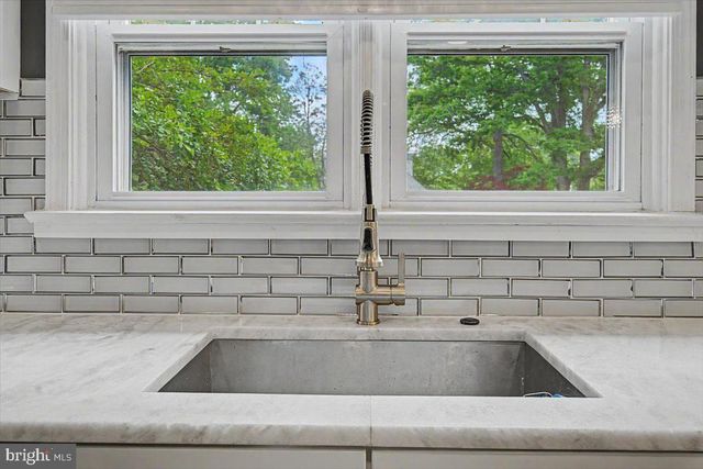 135 DEVONSHIRE RD, Wilmington, DE 19803