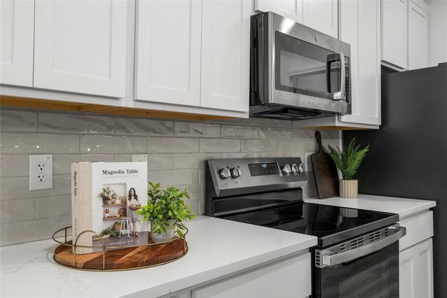 8114 Timber Hollow LN, Temple, TX 76502