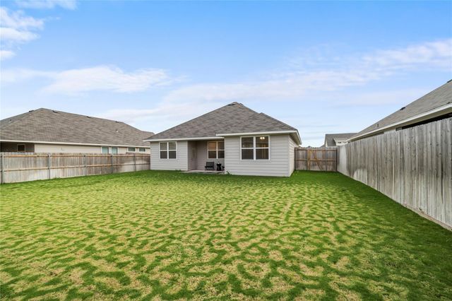 8114 Timber Hollow LN, Temple, TX 76502