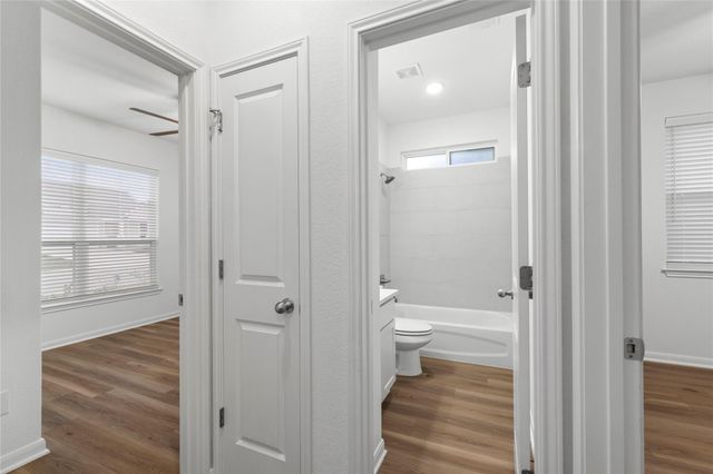 8114 Timber Hollow LN, Temple, TX 76502