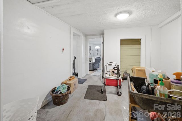 3948 Main Avenue Drive NW, Hickory, NC 28601
