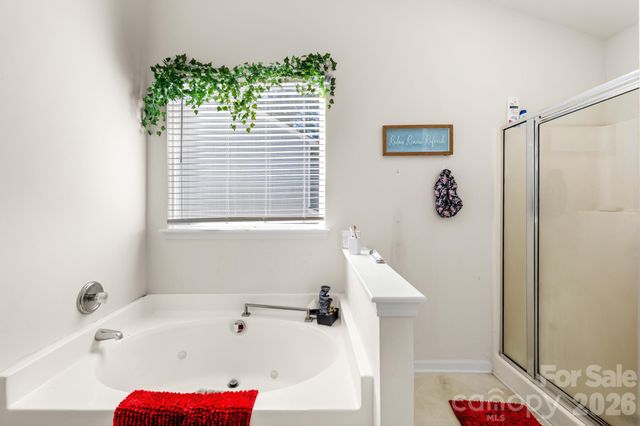 11702 Oak Street, Charlotte, NC 28269