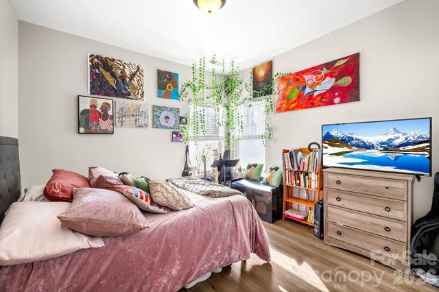 11702 Oak Street, Charlotte, NC 28269