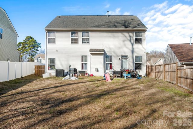 11702 Oak Street, Charlotte, NC 28269