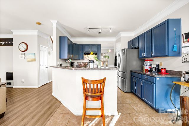 11702 Oak Street, Charlotte, NC 28269