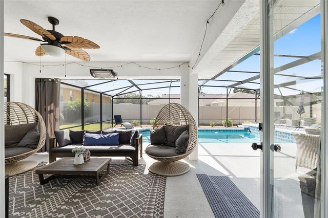 800 CRESTVIEW CIRCLE N, Wildwood, FL 34785