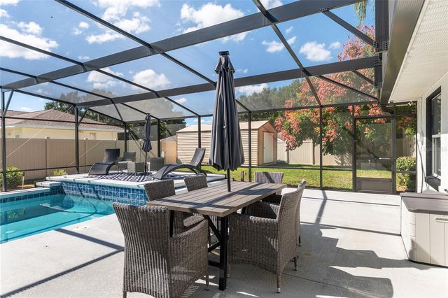 800 CRESTVIEW CIRCLE N, Wildwood, FL 34785