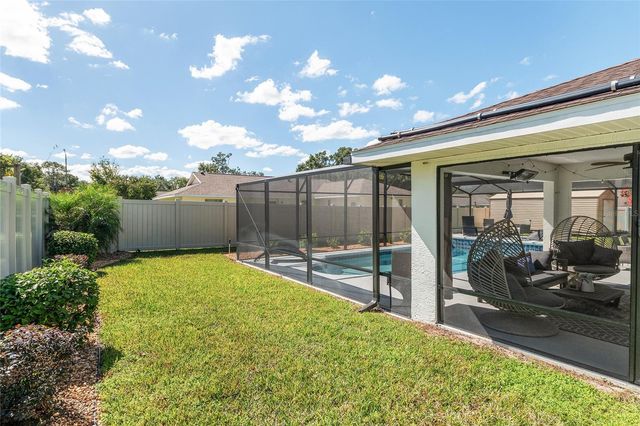 800 CRESTVIEW CIRCLE N, Wildwood, FL 34785