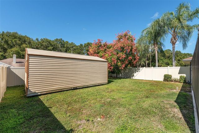 800 CRESTVIEW CIRCLE N, Wildwood, FL 34785