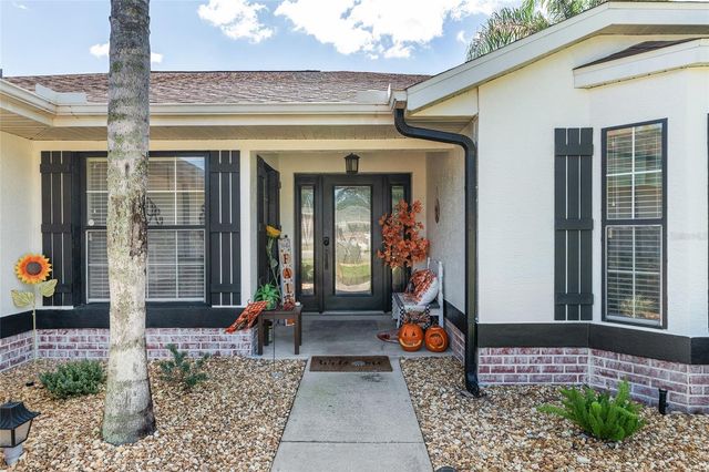 800 CRESTVIEW CIRCLE N, Wildwood, FL 34785