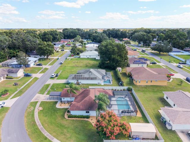 800 CRESTVIEW CIRCLE N, Wildwood, FL 34785