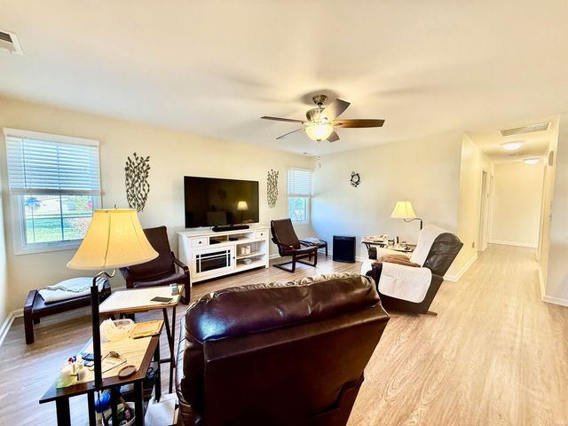 13638 Leo Road, Leo, IN 46765