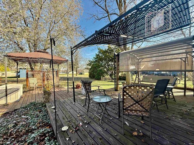 13638 Leo Road, Leo, IN 46765