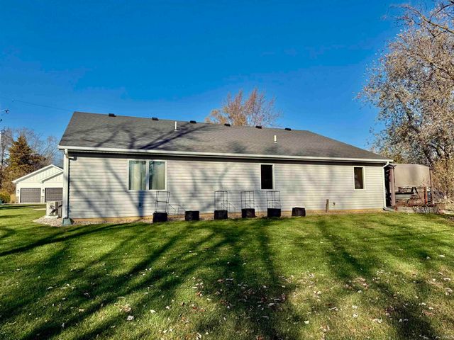 13638 Leo Road, Leo, IN 46765