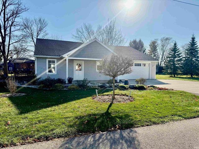 13638 Leo Road, Leo, IN 46765