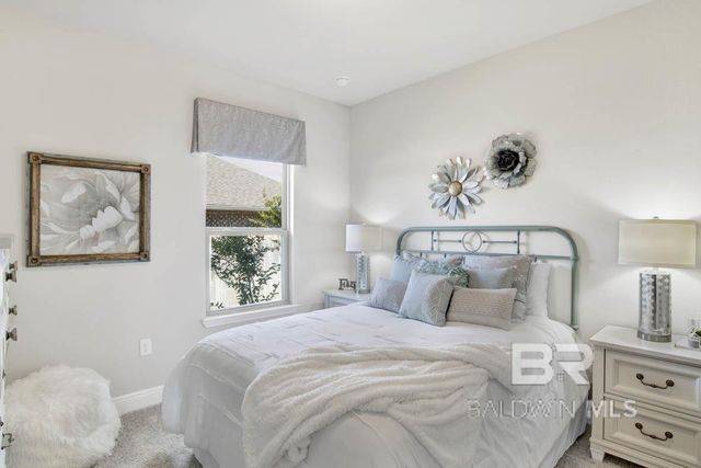 10421 Winning Colors Trail, Daphne, AL 36526