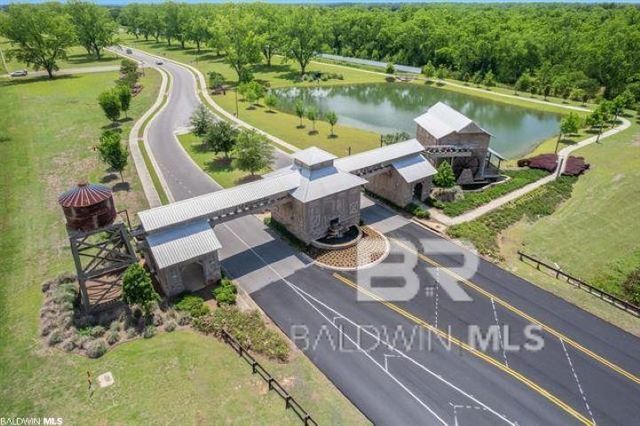 10421 Winning Colors Trail, Daphne, AL 36526