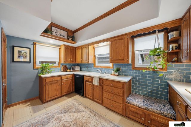 1605 Van Dorn Street, Lincoln, NE 68502