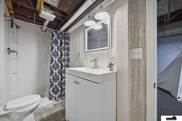 1605 Van Dorn Street, Lincoln, NE 68502