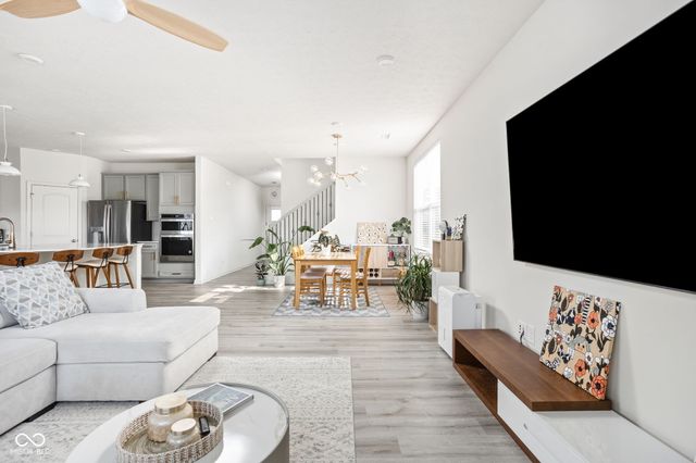 7222 Oak Trace Lane, Brownsburg, IN 46112