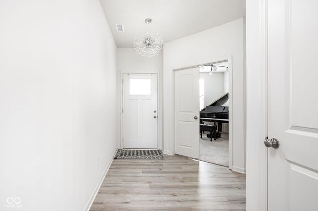 7222 Oak Trace Lane, Brownsburg, IN 46112