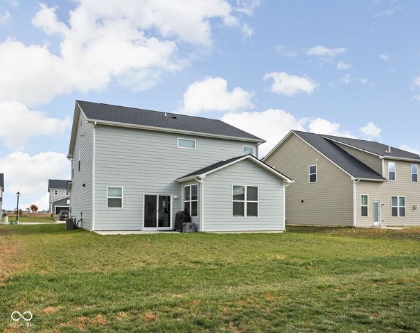 7222 Oak Trace Lane, Brownsburg, IN 46112
