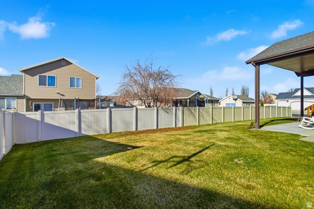 1242 S 1700 W, Syracuse, UT 84075