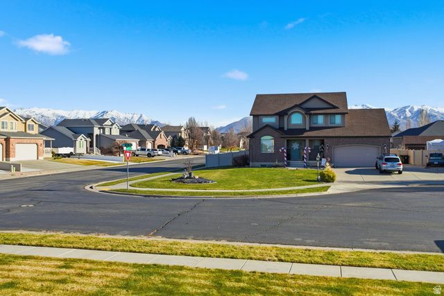 1242 S 1700 W, Syracuse, UT 84075