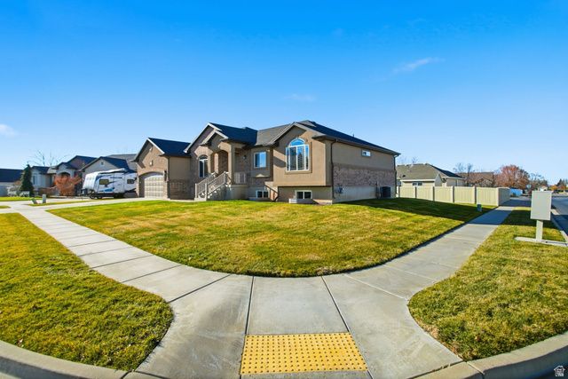 1242 S 1700 W, Syracuse, UT 84075