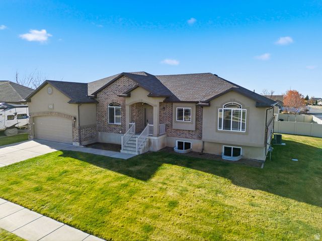 1242 S 1700 W, Syracuse, UT 84075