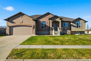 1242 S 1700 W, Syracuse, UT 84075
