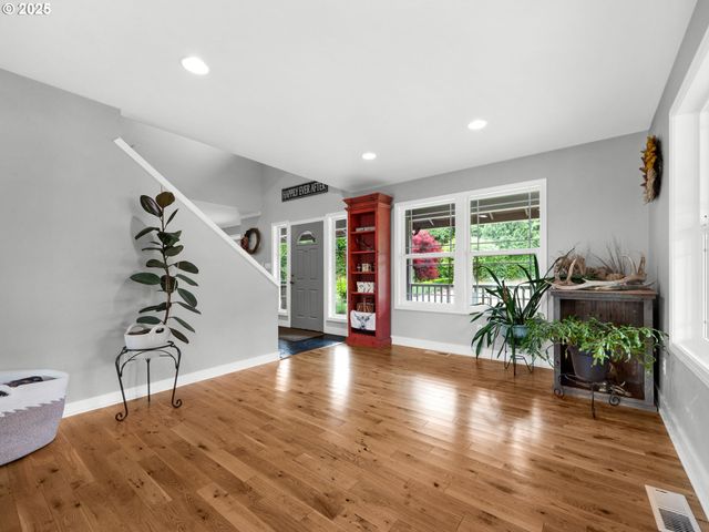 35134 HELLIGSO Ln, Astoria, OR 97103