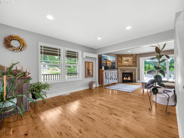 35134 HELLIGSO Ln, Astoria, OR 97103