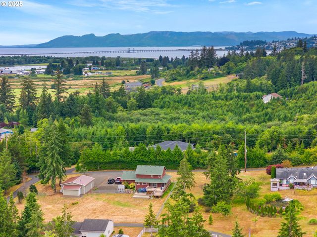 35134 HELLIGSO Ln, Astoria, OR 97103