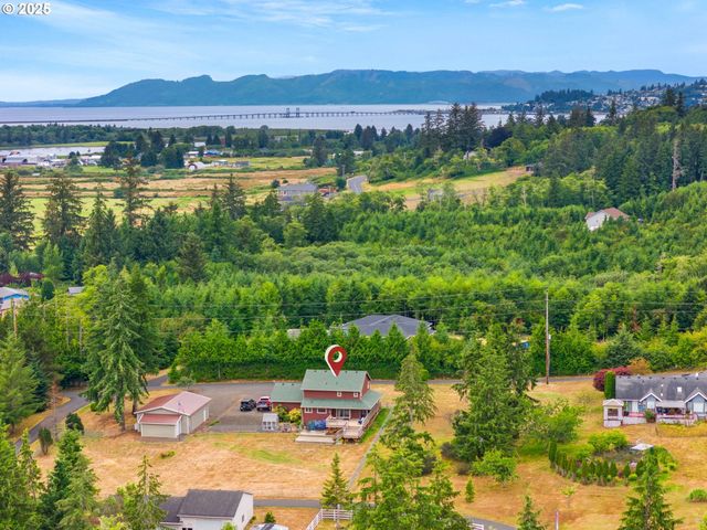 35134 HELLIGSO Ln, Astoria, OR 97103