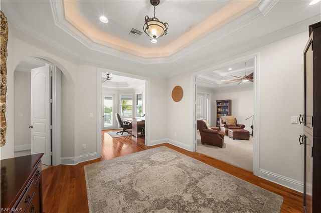 494 Seabee AVE, Naples, FL 34108
