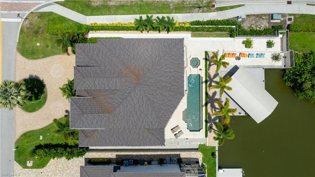 494 Seabee AVE, Naples, FL 34108