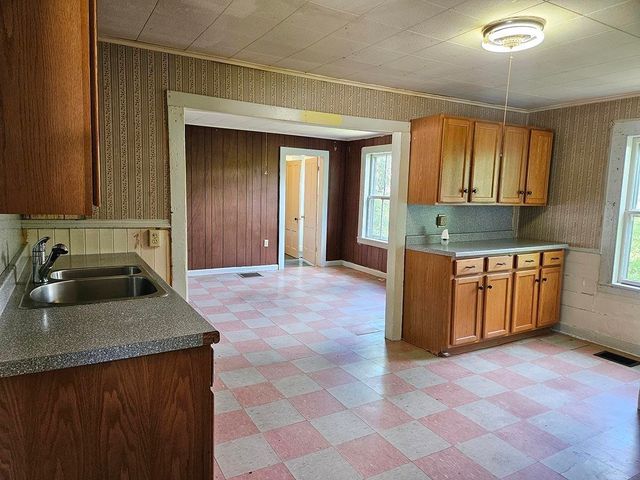 60 Powell Street, Richford, VT 05476