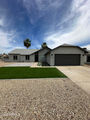 20233 N 13TH Avenue, Phoenix, AZ 85027