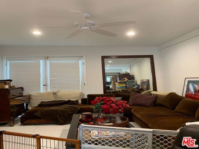 1215 Hilldale, Los Angeles, CA 90069