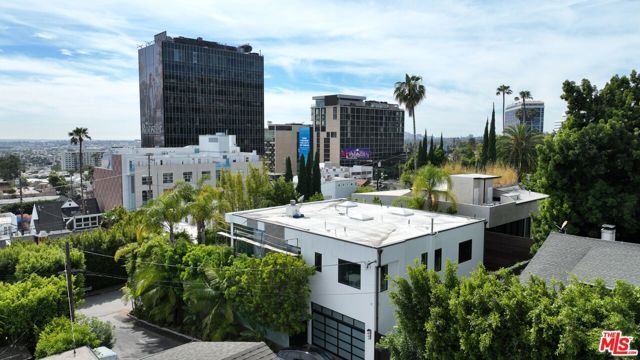 1215 Hilldale, Los Angeles, CA 90069