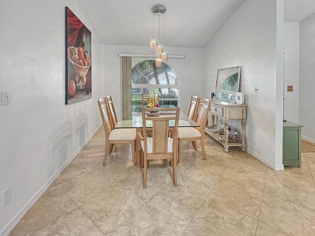 117 Hinchman Avenue, Sebastian, FL 32958