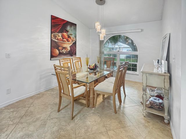 117 Hinchman Avenue, Sebastian, FL 32958