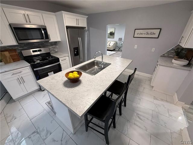 10 Grant Street, Utica, NY 13501