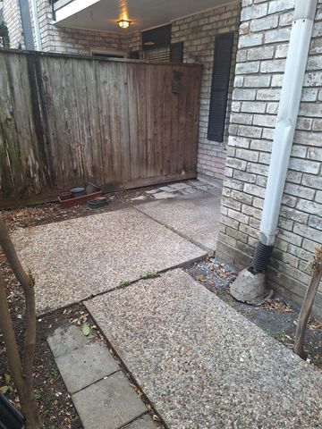 7900 Westheimer Road 127, Houston, TX 77063