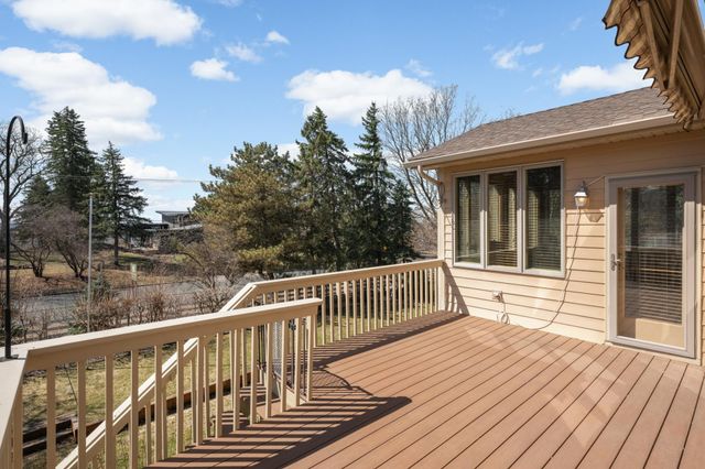 7628 Auto Club Circle, Bloomington, MN 55438
