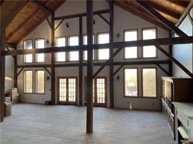 461 Grove St, Hermitage, PA 16148